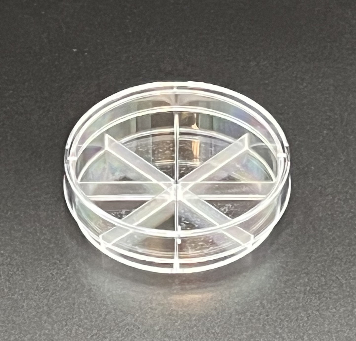Solution™ Dish, w/Lid, Round, 8 Section, 60x15mm, 10/pk