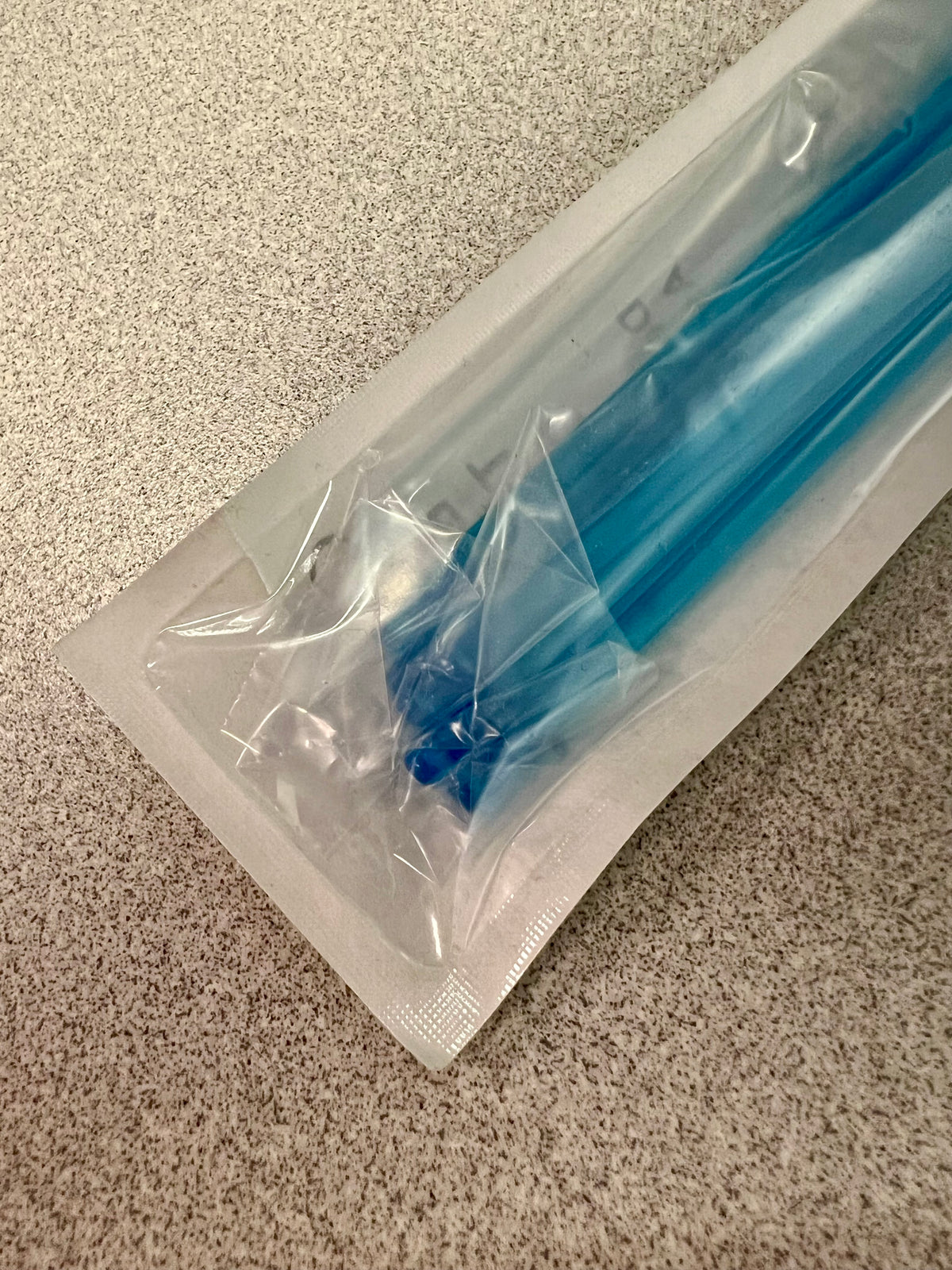 Optimum™ Plastic Tip Transfer Sheath with Chemise, For Bovine, 21 Inch, 5/pk