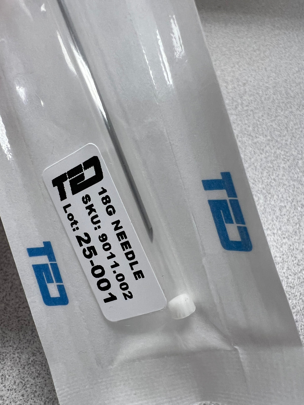 Needle for OPU aspiration, 18g, luer slip, 100 / box, each